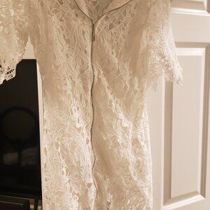 WHITE LACE DRESS SO CUTE